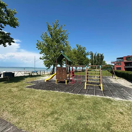 Apartmán With Pool In 58150 Balatonlelle